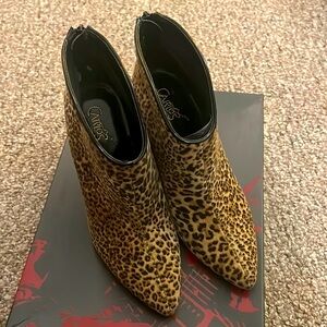 Carlos Santana leopard booties